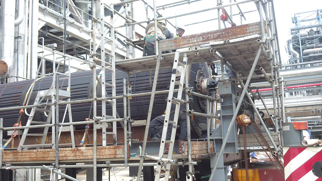 Cung cấp dịch vụ tiện mặt bích đường ống, thiết bị