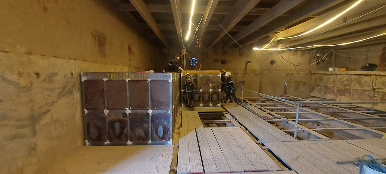 Clean and replace catalysis blocks