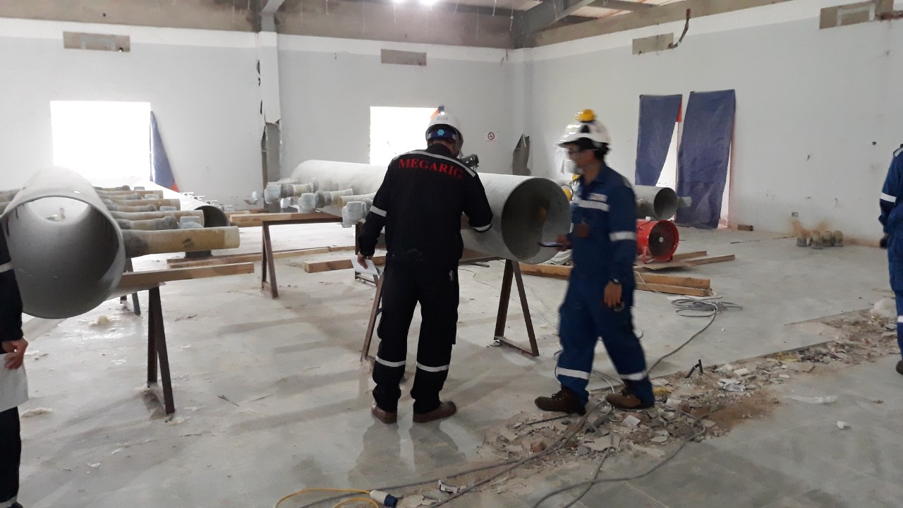 Repair and replace GRP pipe systems