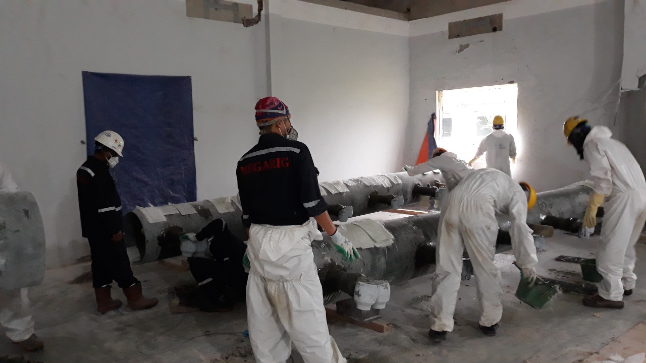 Repair and replace GRP pipe systems