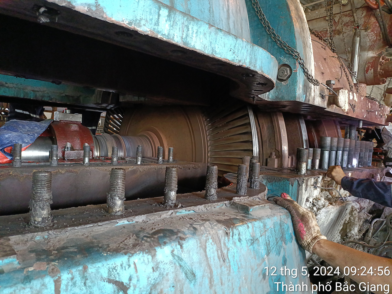 Maintenance, repair of steam turbine U30401B