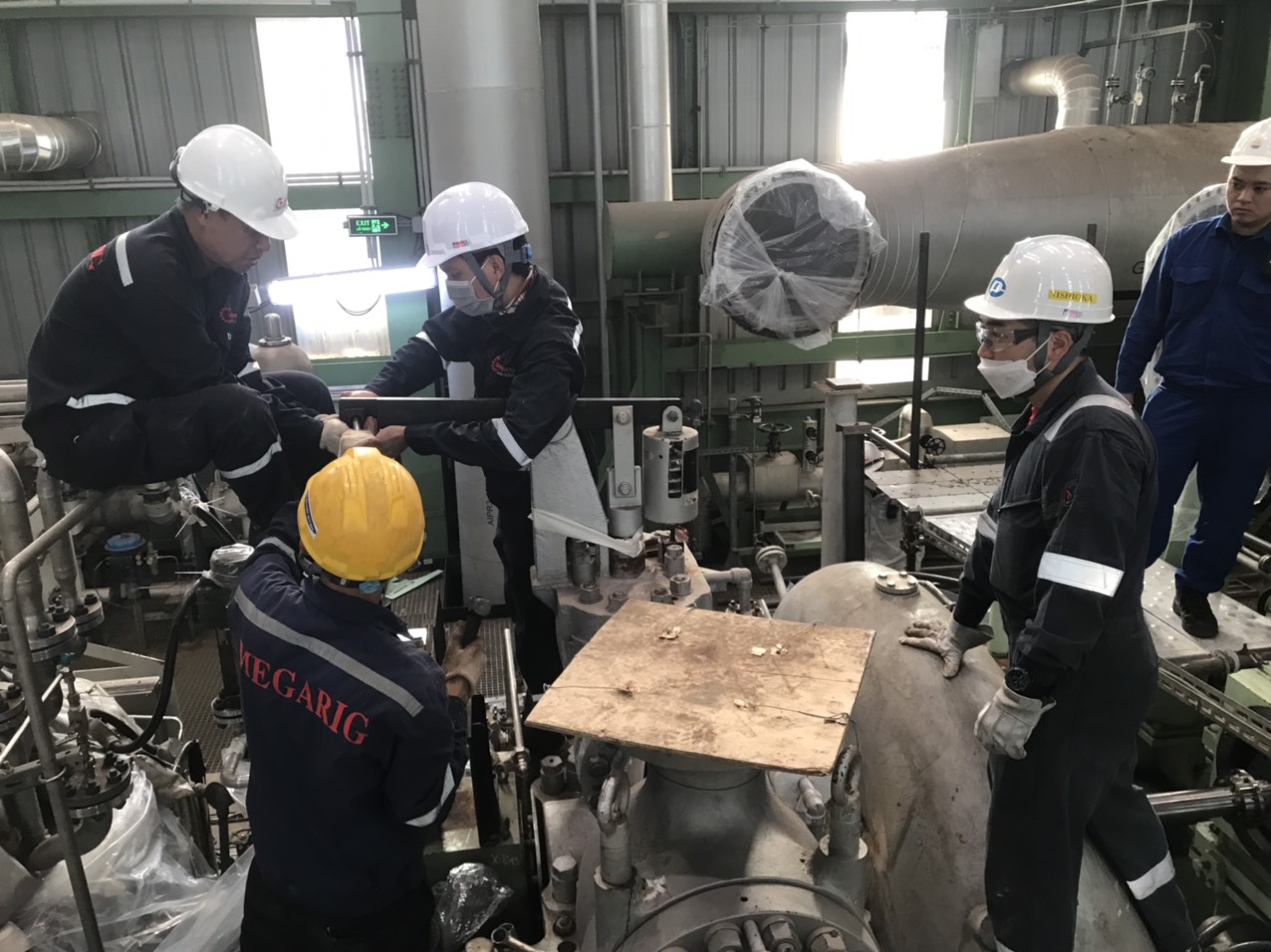 Providing turbine major maintenance service